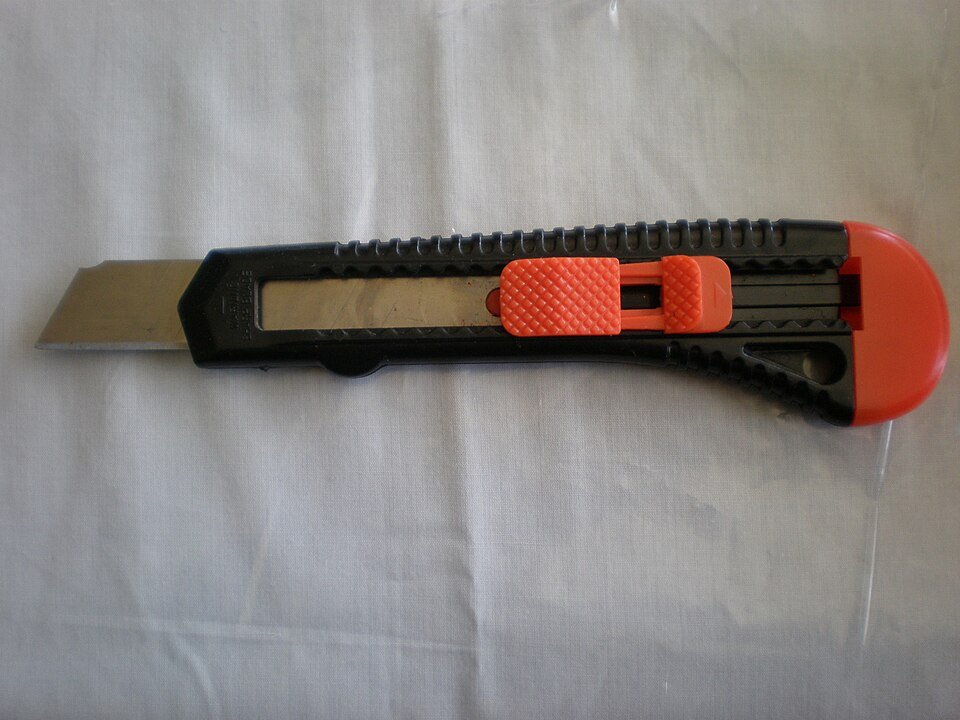 Cutters & craft knives photo